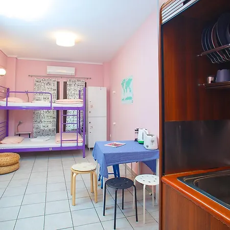 Little Big House Apartment